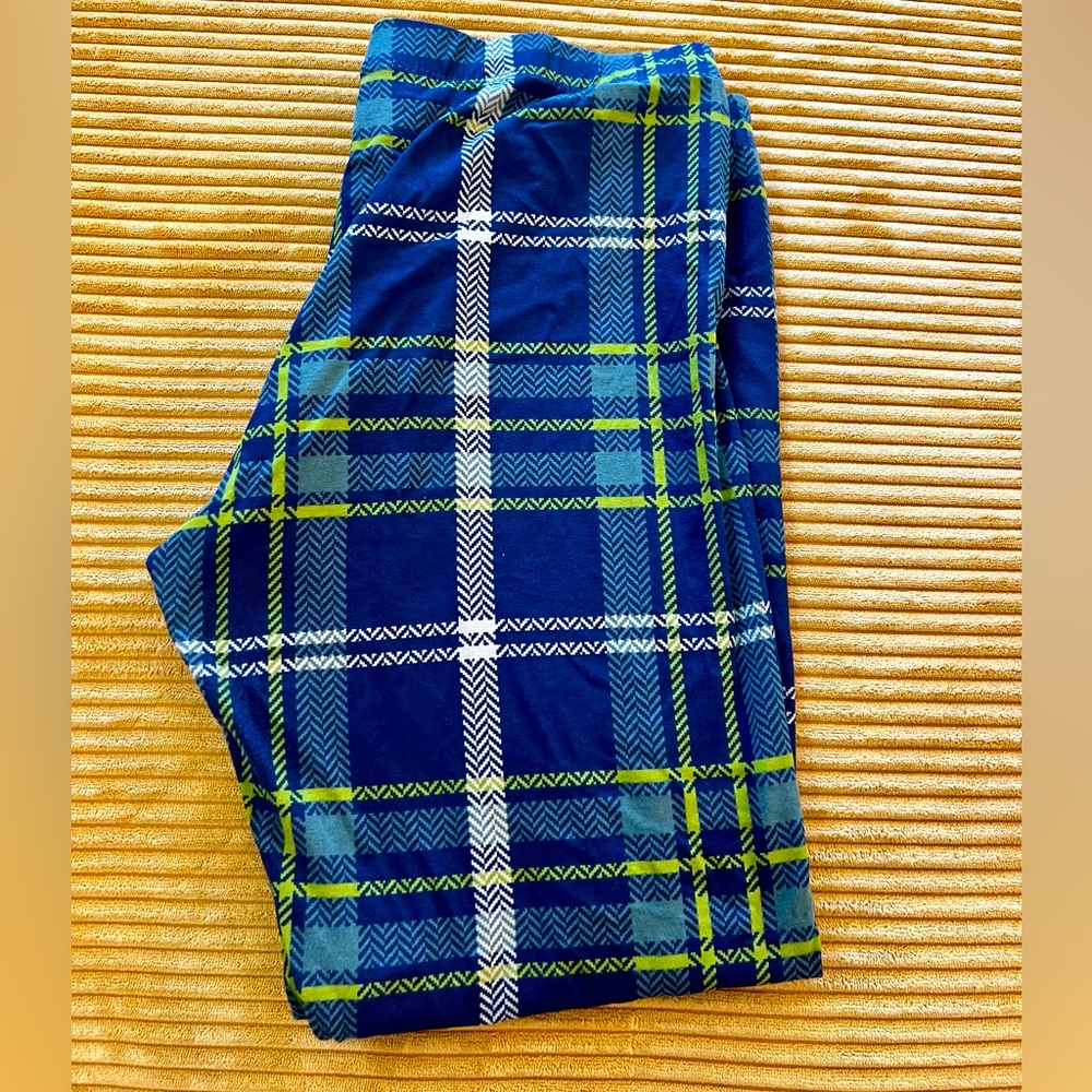 Navy leggings with pattern never worn